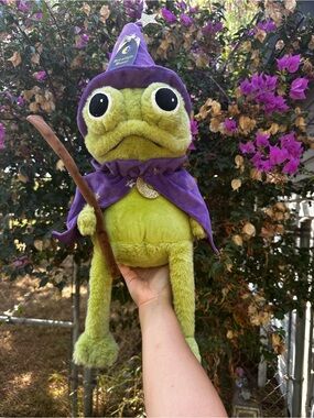 Moonlight Manor Wizard Frog Plush Weighted Green with Purple Hat Cape NWT